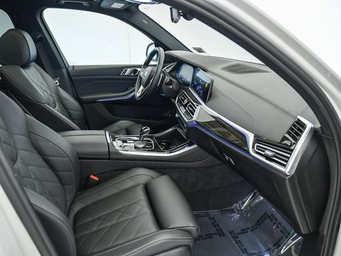 Used 2023 BMW X5 xDrive45e w/ Climate Comfort Package image 15
