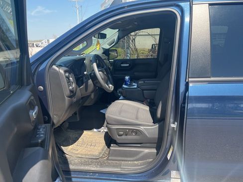 Used 2023 Chevrolet Silverado 1500 Custom image 6