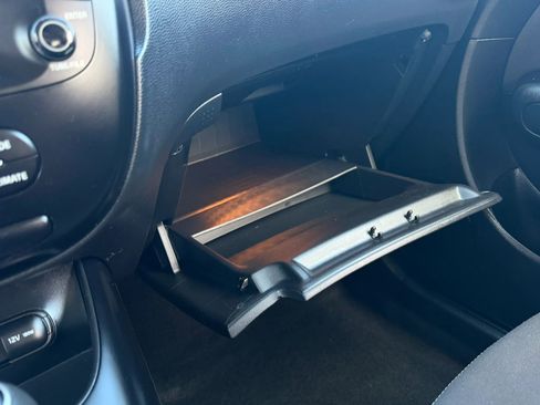 Used 2019 Kia Soul w/ Convenience Package FWD image 26