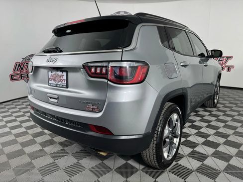 Used 2019 Jeep Compass Limited image 29