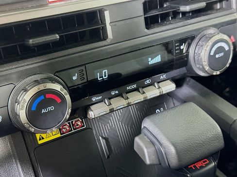 Used 2026 Toyota 4Runner TRD Off-Road AWD/4WD image 26