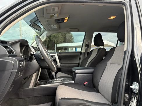 Used 2014 Toyota 4Runner SR5 RWD image 7