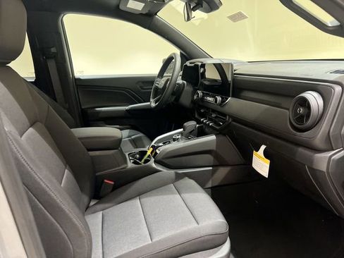 New 2026 Chevrolet Colorado Trail Boss AWD/4WD image 25