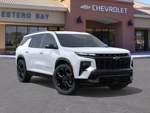 New 2027 Chevrolet Traverse RS w/ LPO, Floor Liner Package FWD image 7