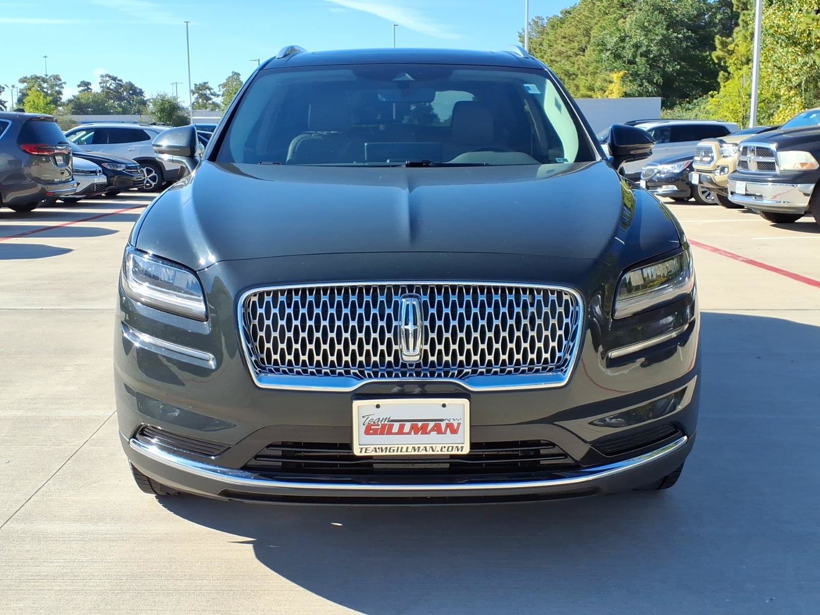Used 2022 Lincoln Nautilus Reserve w/ Luxury Package AWD/4WD image 3