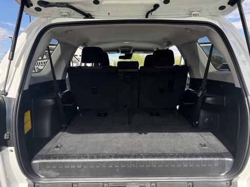 Used 2021 Toyota 4Runner SR5 image 27