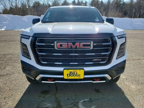 New 2026 GMC Yukon AT4 w/ AT4 Premium Plus Package AWD/4WD image 10