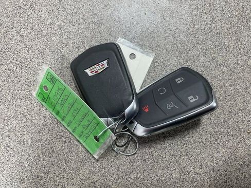 Used 2023 Cadillac XT4 Luxury w/ Driver Awareness Package image 25