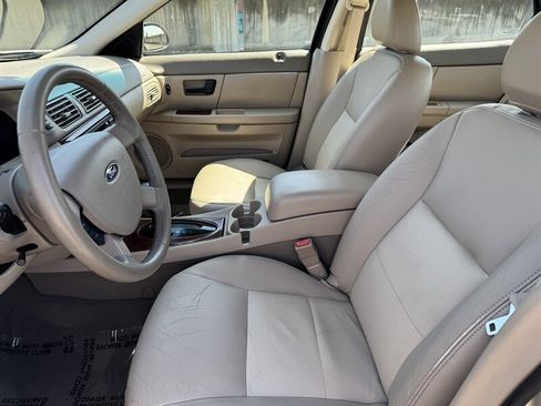 Used 2007 Ford Taurus SEL image 11