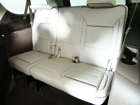 Used 2021 GMC Yukon XL Denali w/ Denali Ultimate Package AWD/4WD image 33