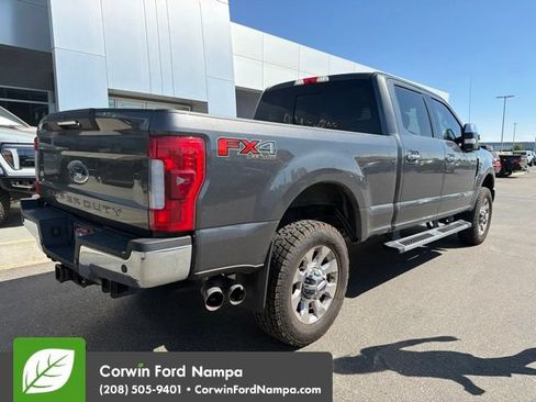Used 2017 Ford F350 Lariat w/ Lariat Ultimate Package AWD/4WD image 5