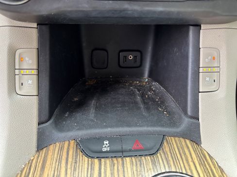 Used 2019 GMC Acadia Denali image 8