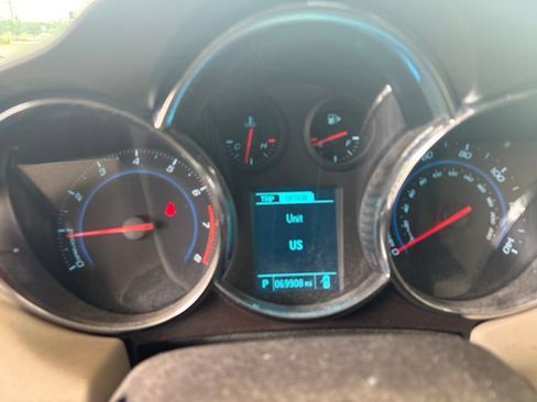Used 2013 Chevrolet Cruze LTZ w/ RS Package FWD image 16