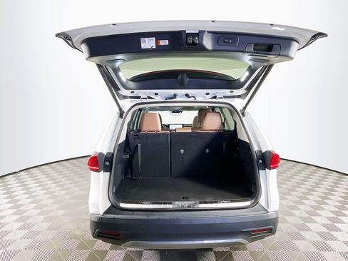 Used 2024 Toyota Grand Highlander Platinum image 27