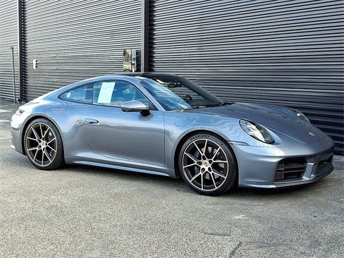 Certified 2026 Porsche 911 Carrera T image 9