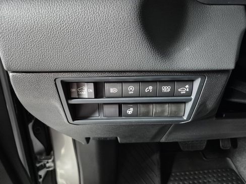 New 2026 Toyota Tundra Limited AWD/4WD image 18