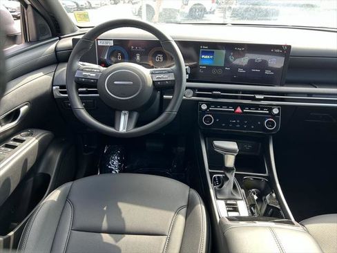 New 2025 Hyundai Tucson XRT image 23