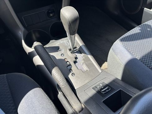 Used 2007 Toyota RAV4 Sport FWD image 40
