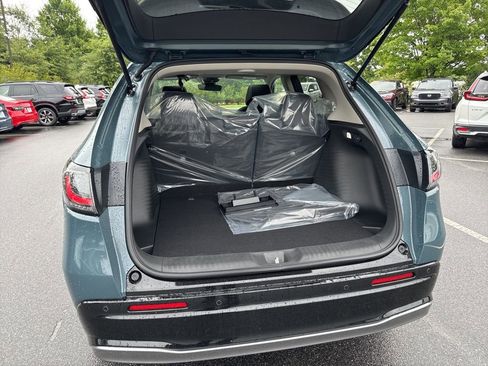 Used 2026 Honda HR-V EX-L image 10