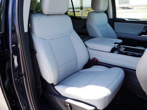 New 2027 Ford Expedition Platinum AWD/4WD image 40
