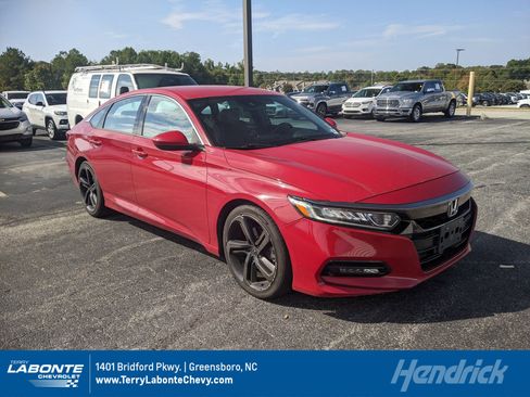 Used 2019 Honda Accord Sport image 1
