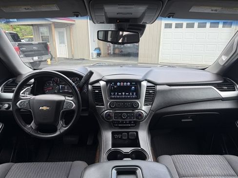 Used 2019 Chevrolet Tahoe LS w/ Enhanced Driver Alert Package AWD/4WD image 22