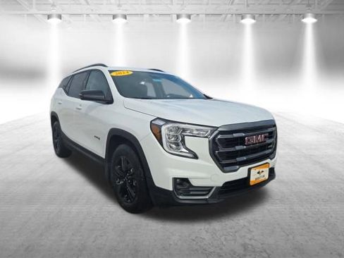 Used 2024 GMC Terrain AT4 w/ Infotainment Package II image 2