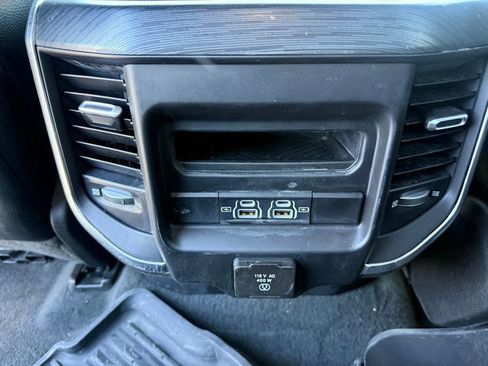 Used 2023 RAM 1500 Laramie AWD/4WD image 39