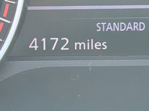 Certified 2025 Nissan Pathfinder SL image 24