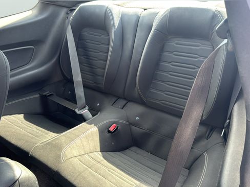 Used 2015 Ford Mustang GT RWD image 33