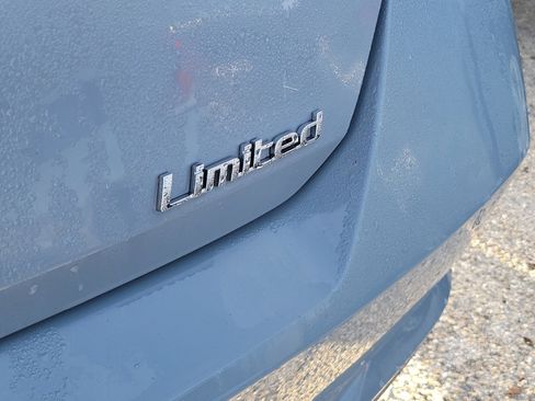 Used 2021 Hyundai Elantra Limited FWD image 10