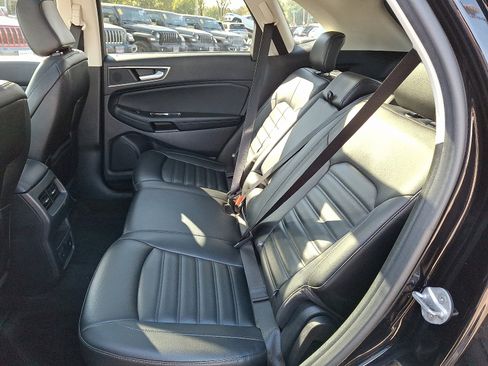 Used 2020 Ford Edge SEL w/ Convenience Package image 10