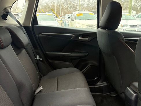 Used 2018 Honda Fit Sport image 12