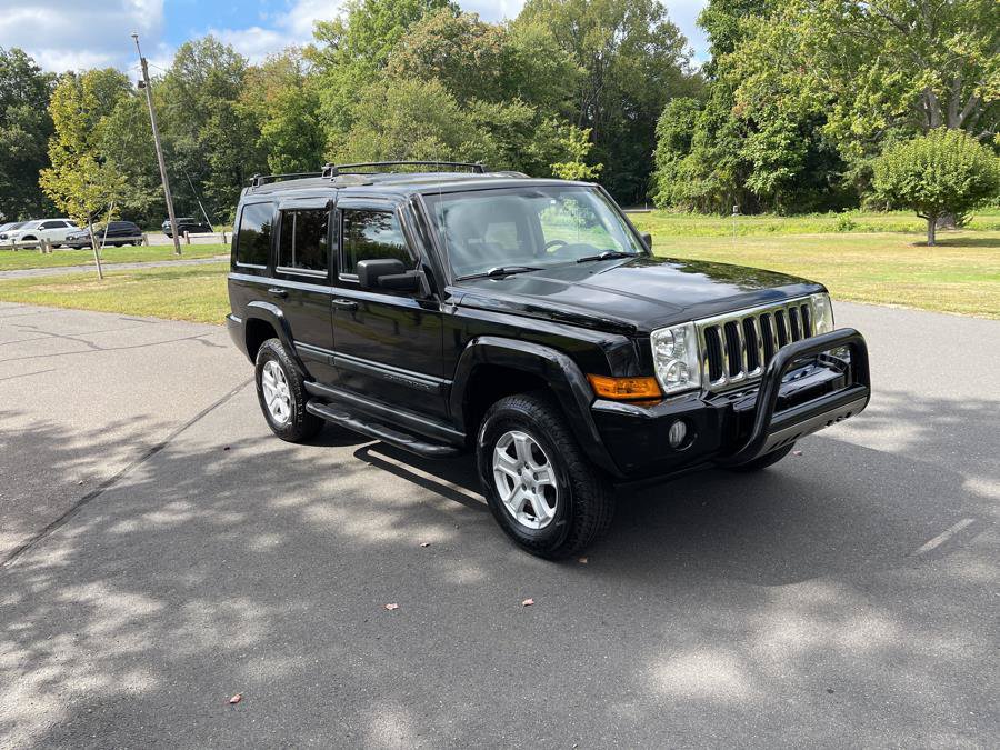 Used 2007 Jeep Commander Sport AWD/4WD image 3