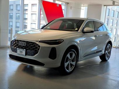 Certified 2025 Audi Q5 Premium w/ Premium Plus