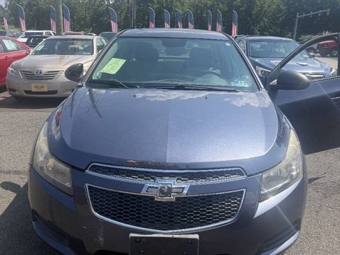 Used 2014 Chevrolet Cruze LS FWD image 19
