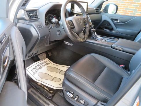 Used 2024 Lexus LX 600 4WD w/ Appearance Package image 23