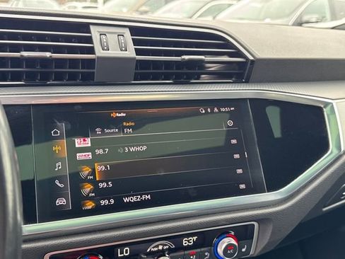 Used 2023 Audi Q3 2.0T Premium image 18