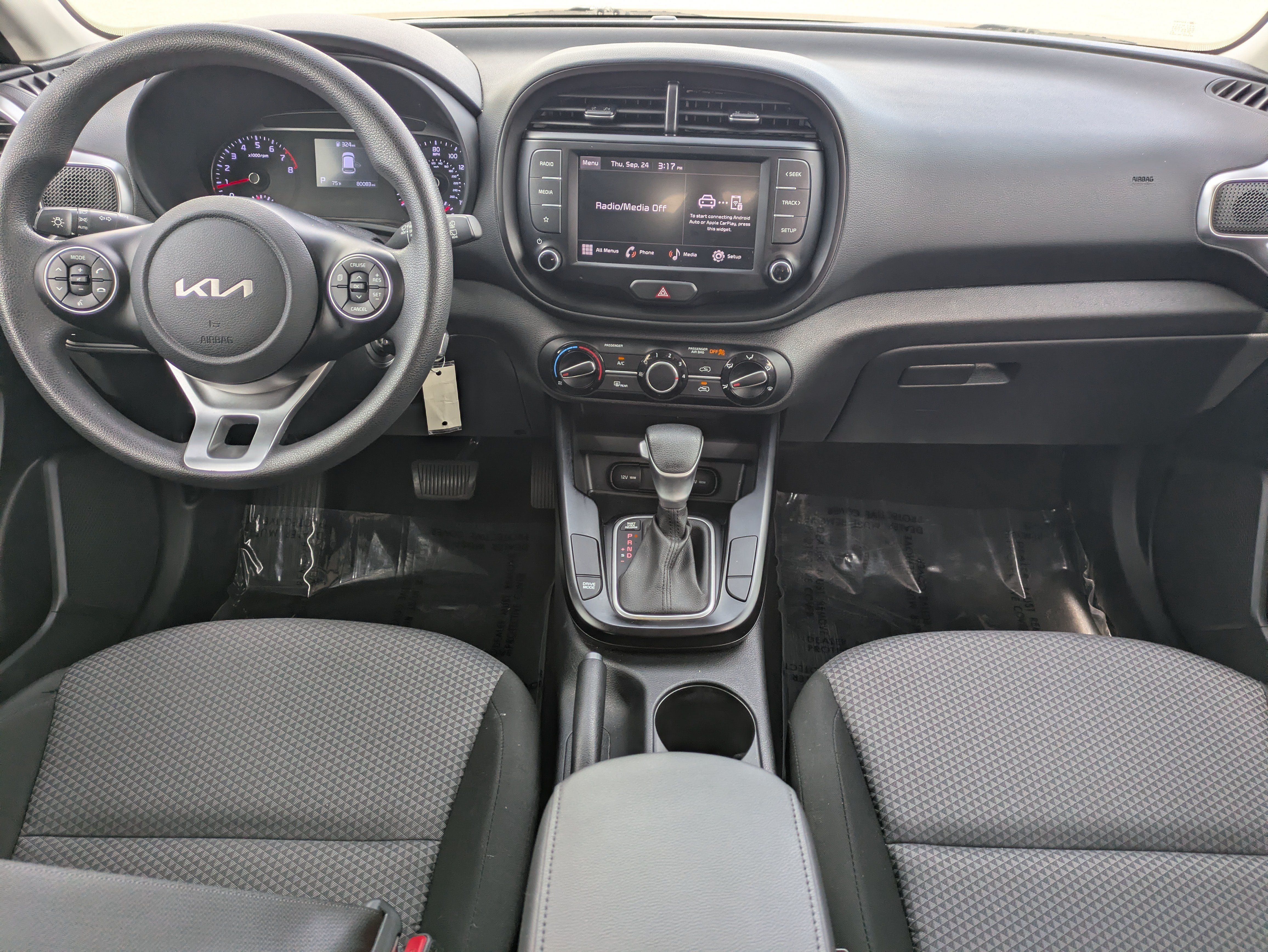 Used 2022 Kia Soul LX FWD image 14