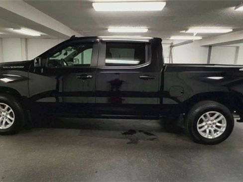 Used 2021 Chevrolet Silverado 1500 RST w/ Max Trailering Package image 5