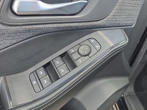 Certified 2023 Nissan Rogue SV AWD/4WD image 18