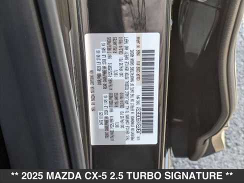 New 2025 MAZDA CX-5 Signature image 15
