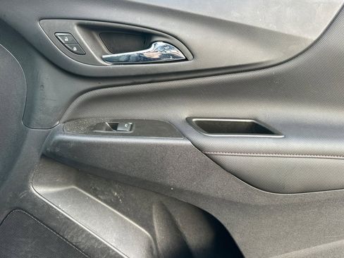 Certified 2024 Chevrolet Equinox RS w/ RS Leather Package image 25