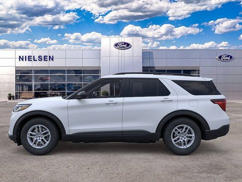 New 2026 Ford Explorer Active AWD/4WD image 3