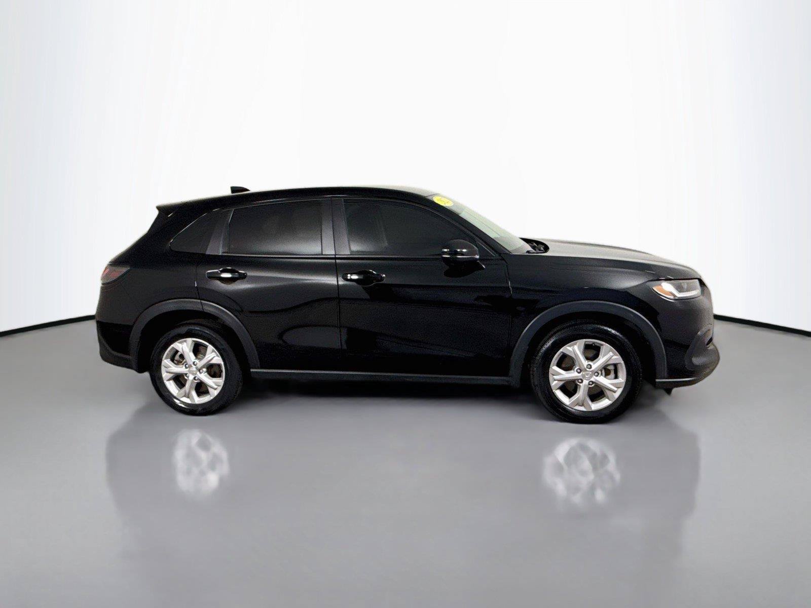 Used 2023 Honda HR-V LX image 16