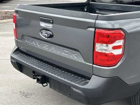 Used 2025 Ford Maverick XLT w/ Equipment Group 302A AWD/4WD image 12