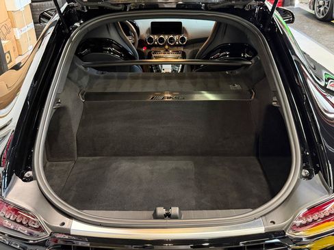 Used 2020 Mercedes-Benz AMG GT R image 38