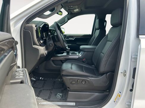 Used 2024 Chevrolet Silverado 1500 LTZ image 15