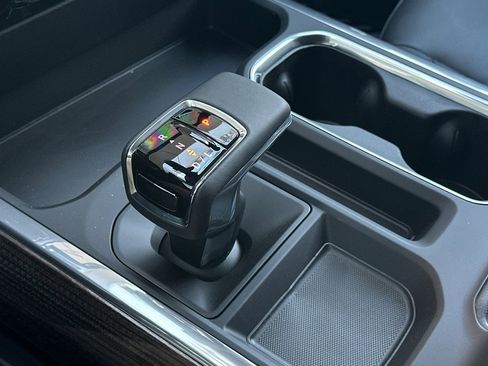 New 2026 Chevrolet Silverado 1500 LT w/ Safety Package AWD/4WD image 21