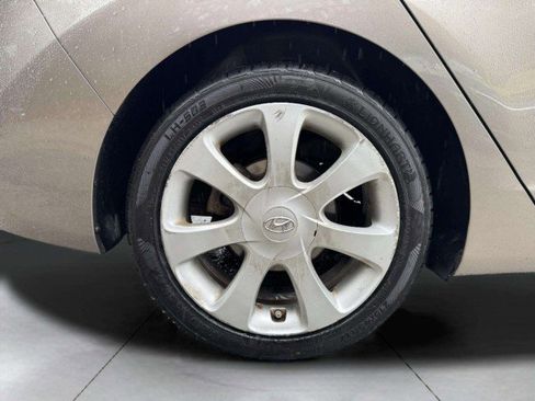 Used 2012 Hyundai Elantra Limited image 57